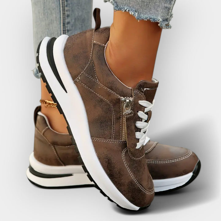 Anatomski Sneakers sa Stilom