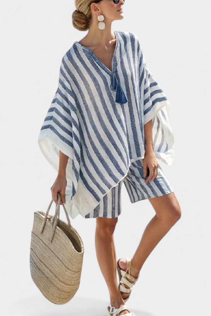 Set prugasti Nancy s oversized majicom i elegantnim šortsevima